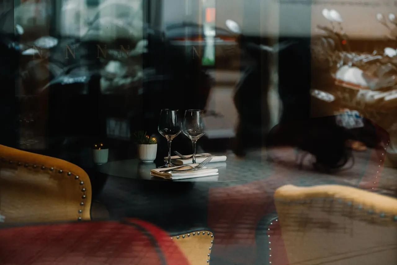 Elegantní prostření v Signature Restaurant